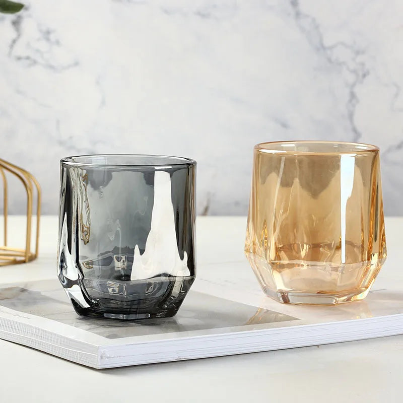 Kleurrijke Zes-Edge Transparant Glas Huishoudelijk Bier Sap Theekop Woonkamer Drinkbeker Casual Kleurrijke Glazen Cuo